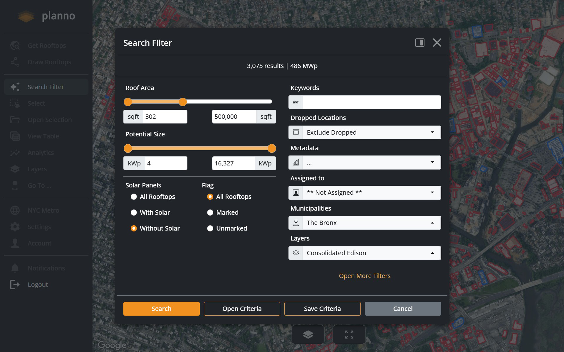 Planno search filter showing 3,075 results and 486 MWp across multi-variable criteria including roof area, potential size, and municipality